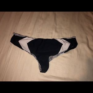 - Acacia Mentawai bottoms